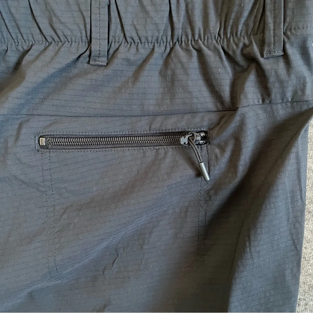Roundtree & Yorke Navy Classic Fit Performance Cargo Shorts